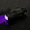 Lanterna Recarregável Luz Negra UV Resistente A Água - Imagem 3