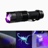 Lanterna Recarregável Luz Negra UV Resistente A Água - Imagem 4